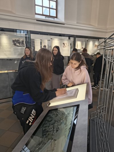  	Lekcje Muzealne w Izbie Tradycji Ziemi Wojsławickiej
